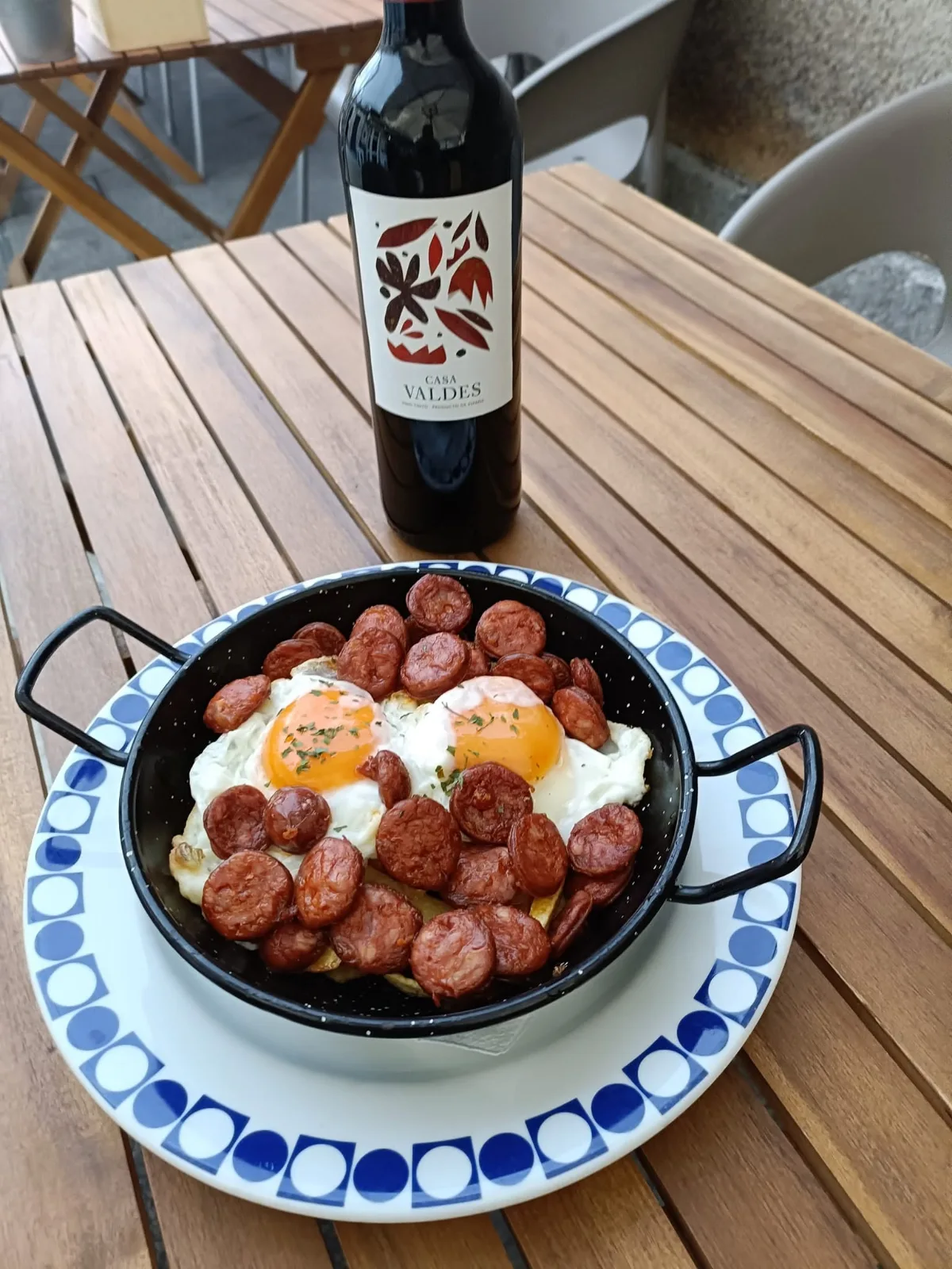 huevos-rotos-chorizo-restaurante-toni-portela-lugo Huevos rotos con chorizo del Restaurante Toni Portela en Lugo