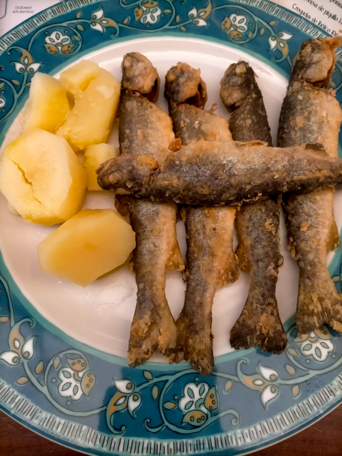 anguilas-fritas-restaurante-toni-portela-lugo Anguilas fritas con patatas del Restaurante Toni Portela